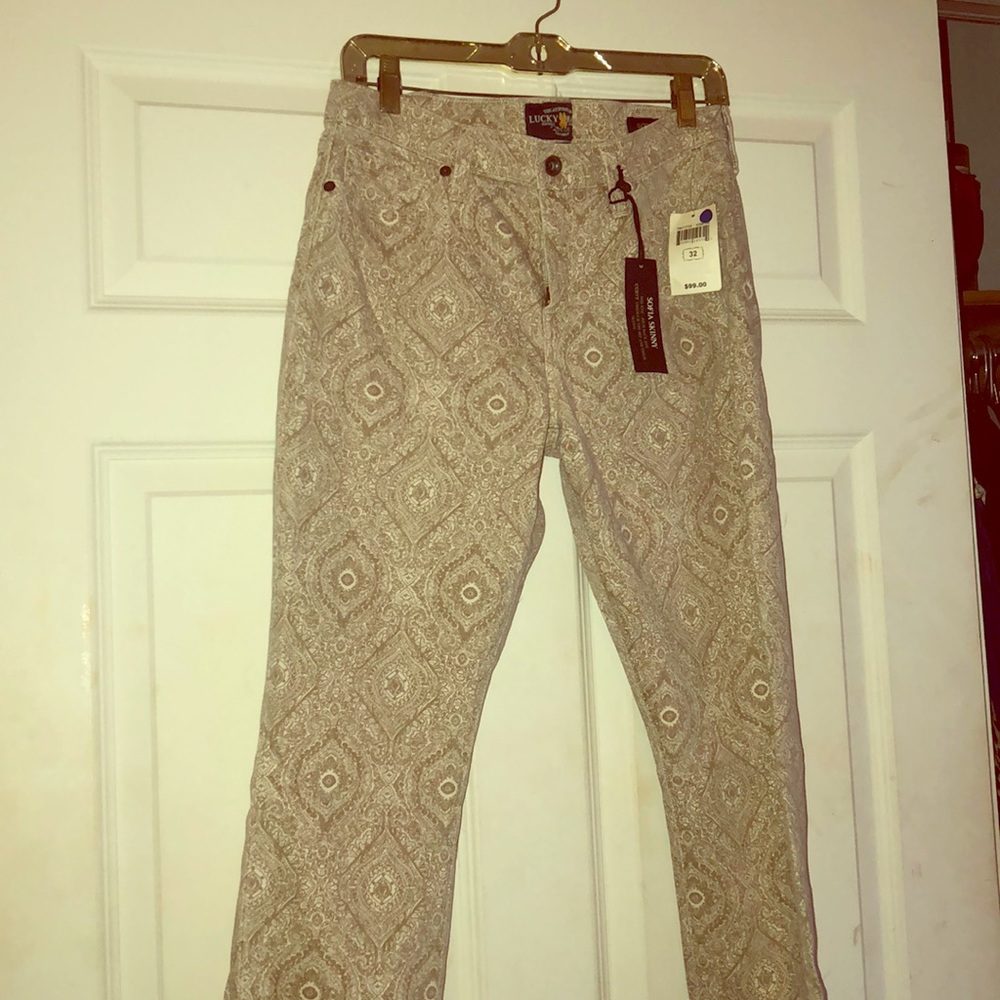 Lucky Brand “Sofia Skinny” jeans size 32